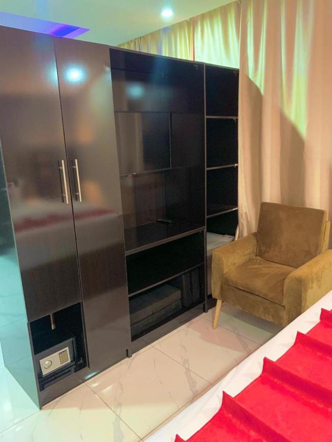 No 95 Suites VI Lagos Ngoại thất bức ảnh