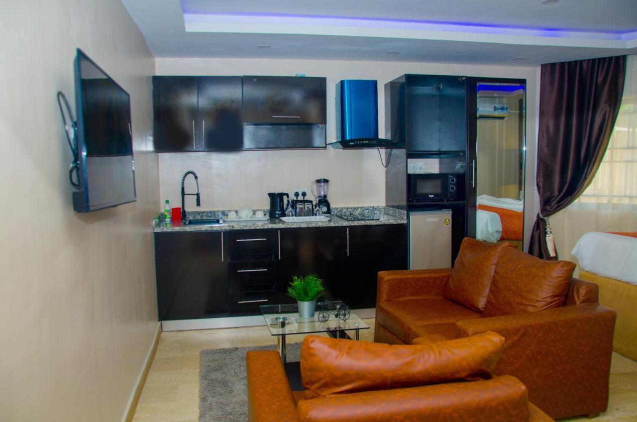 No 95 Suites VI Lagos Ngoại thất bức ảnh