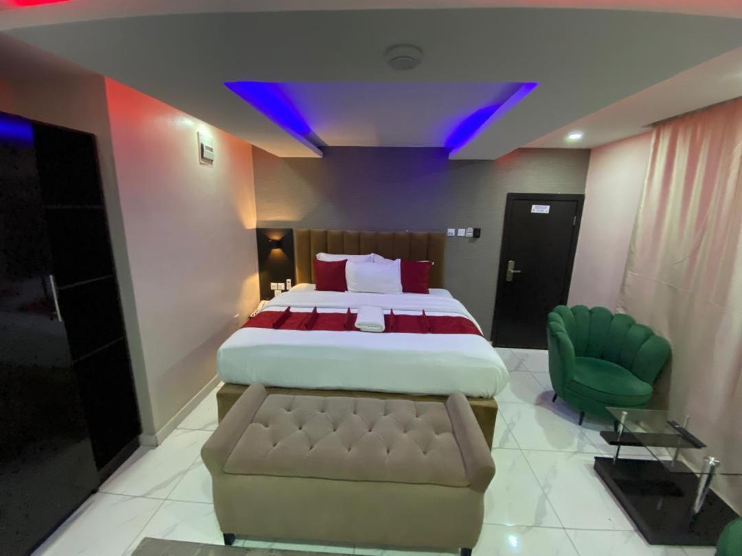 No 95 Suites VI Lagos Ngoại thất bức ảnh